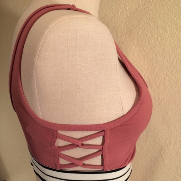 NWT- VS PINK NATION UNLINED SPORTS BRA - Picture 4 of 7